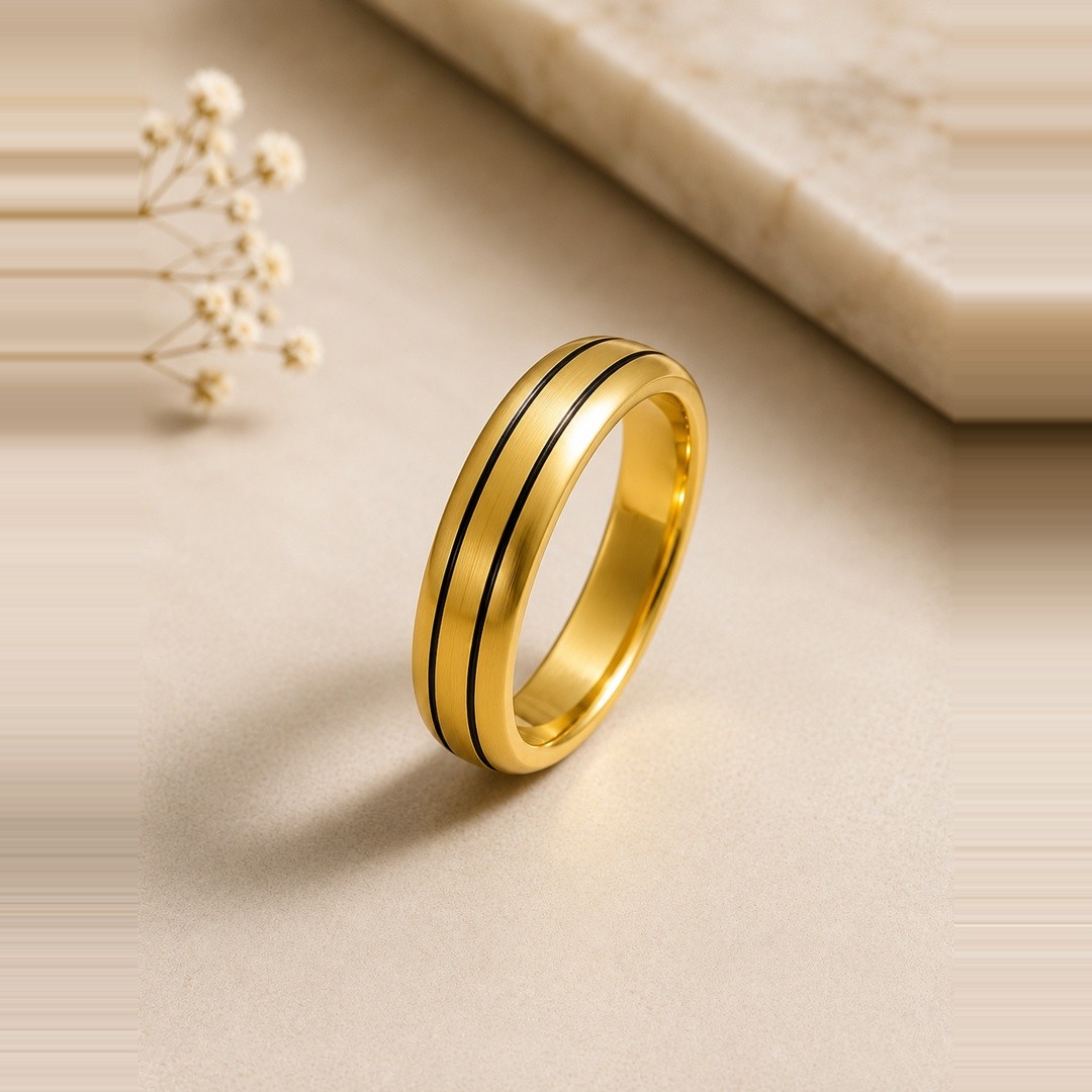Regal Curve Ring